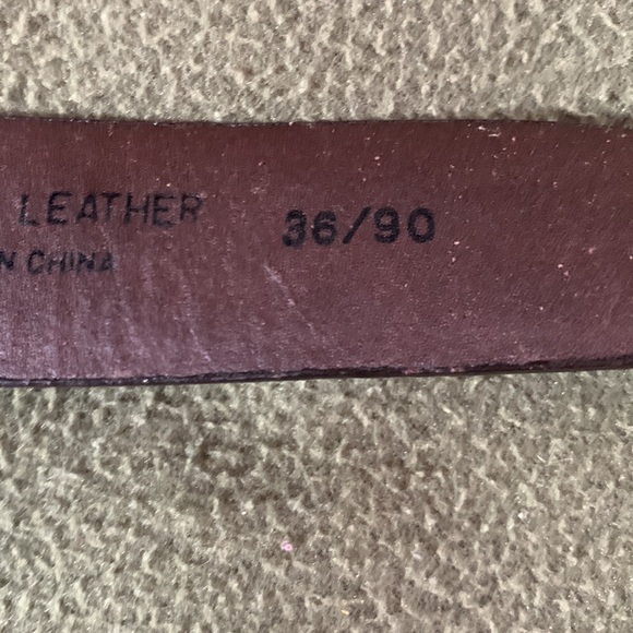 Men’s Dockers brown leather belt.  Size 38. - Picture 3 of 9